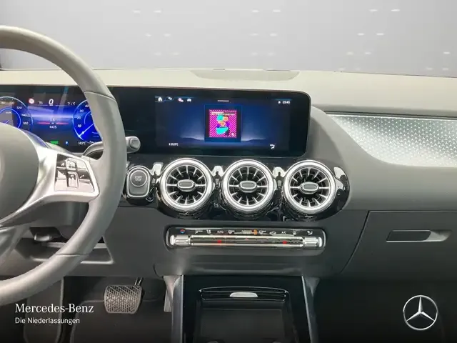Mercedes-Benz EQA 250