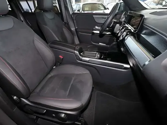 Mercedes-Benz GLB 200