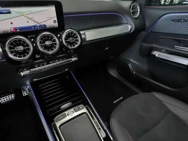 Mercedes-Benz GLB 200
