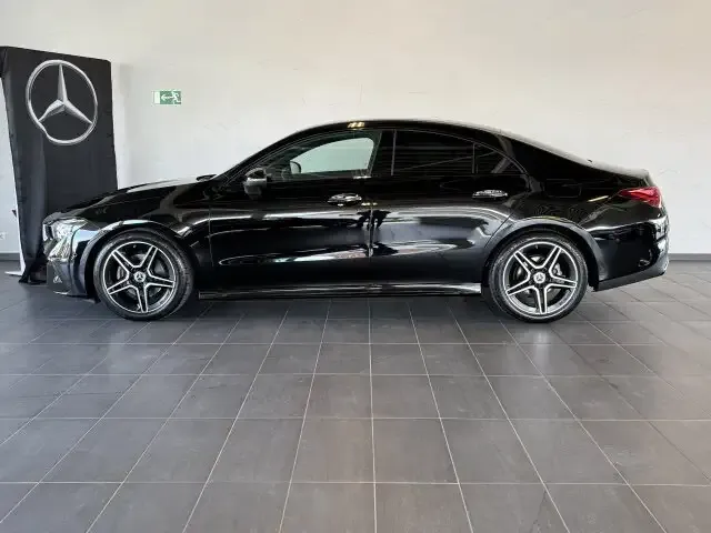 Mercedes-Benz CLA 180