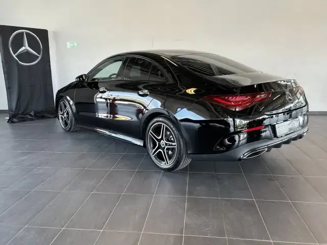 Mercedes-Benz CLA 180