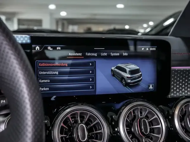 Mercedes-Benz EQB 300