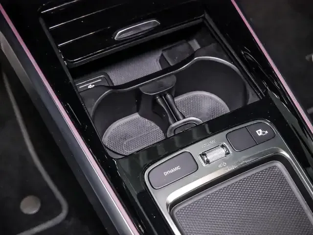 Mercedes-Benz EQB 300