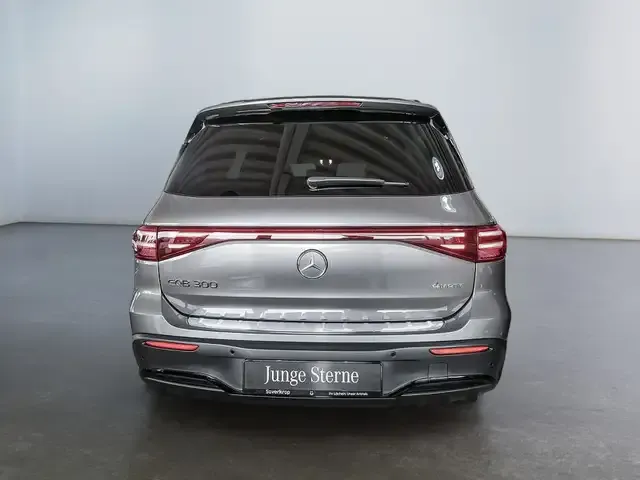 Mercedes-Benz EQB 300