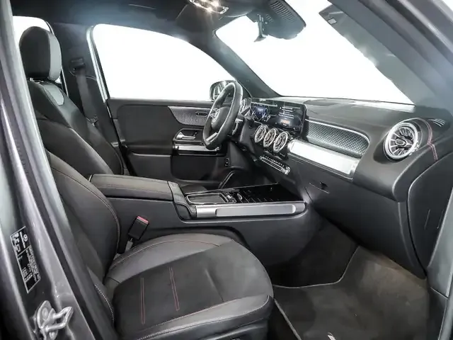 Mercedes-Benz EQB 300