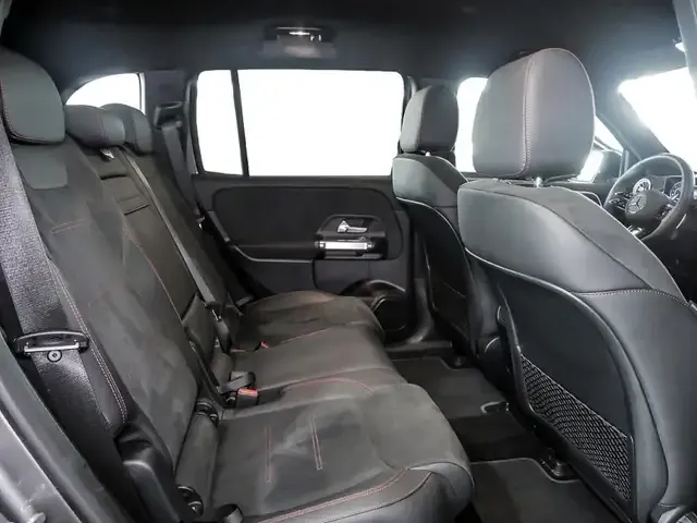 Mercedes-Benz EQB 300