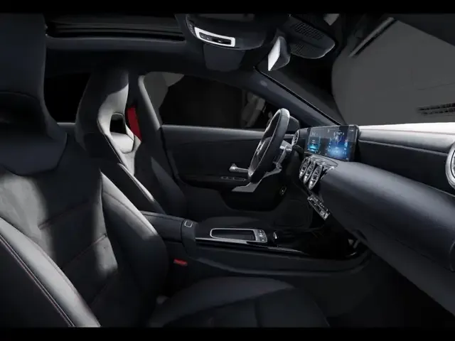 Mercedes-Benz CLA 35 AMG