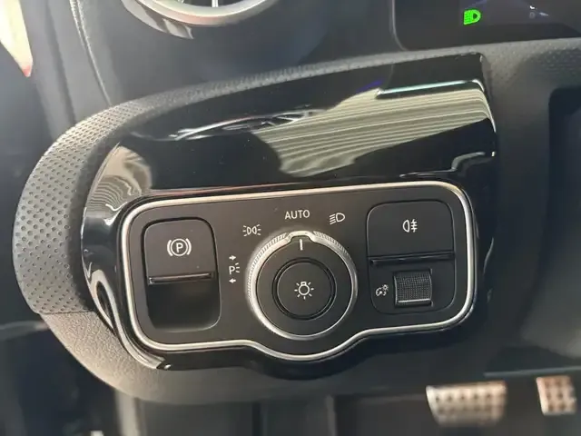 Mercedes-Benz CLA 35 AMG