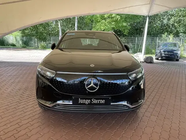 Mercedes-Benz EQA 300