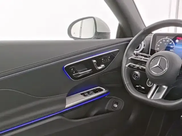 Mercedes-Benz CLE 200