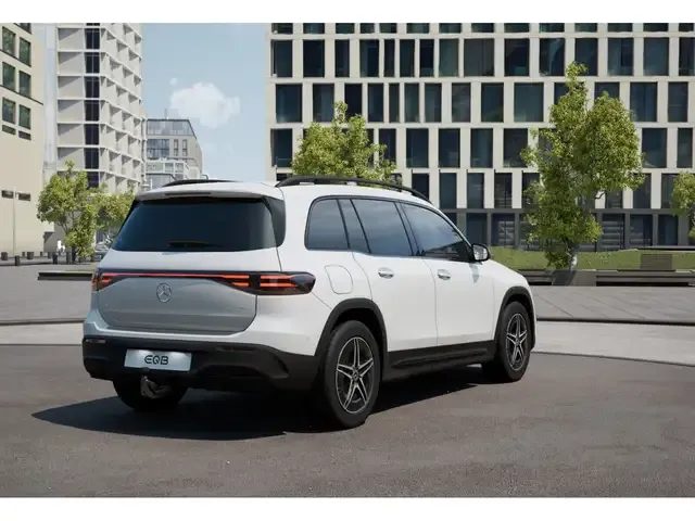 Mercedes-Benz EQB 300