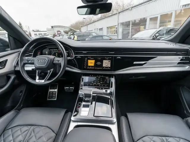 Audi SQ8