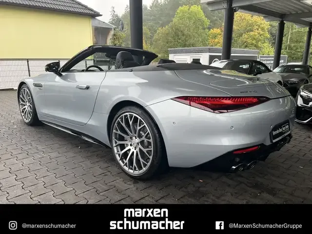 Mercedes-Benz SL 43 AMG
