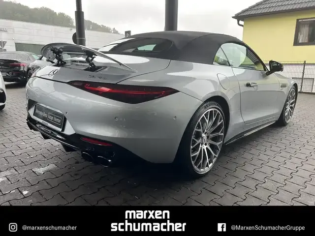Mercedes-Benz SL 43 AMG