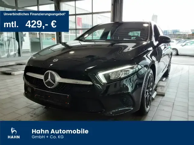 Mercedes-Benz A 220