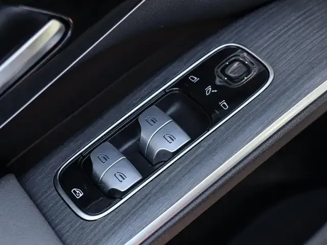 Mercedes-Benz EQS SUV