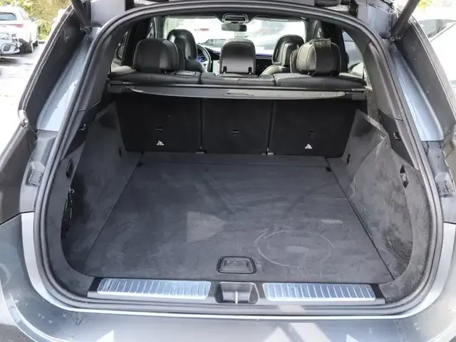 Mercedes-Benz EQS SUV