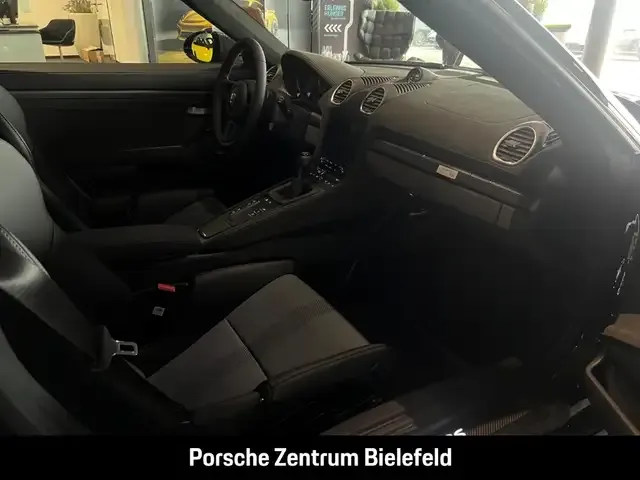 Porsche 718 Spyder
