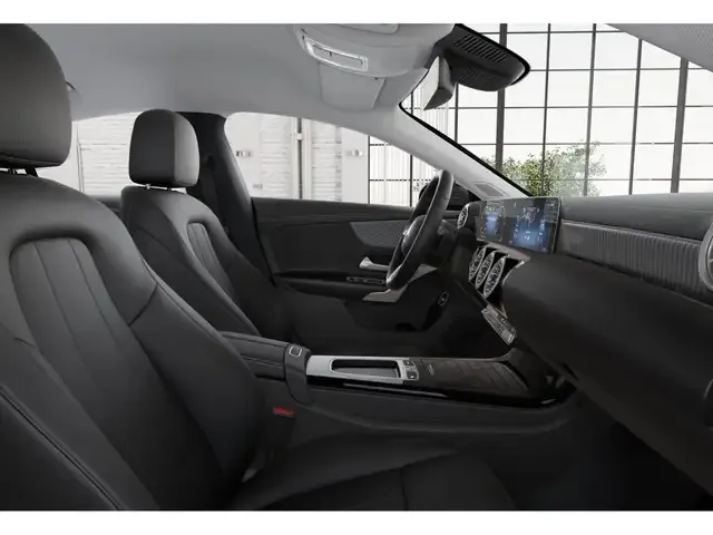 Mercedes-Benz CLA 180