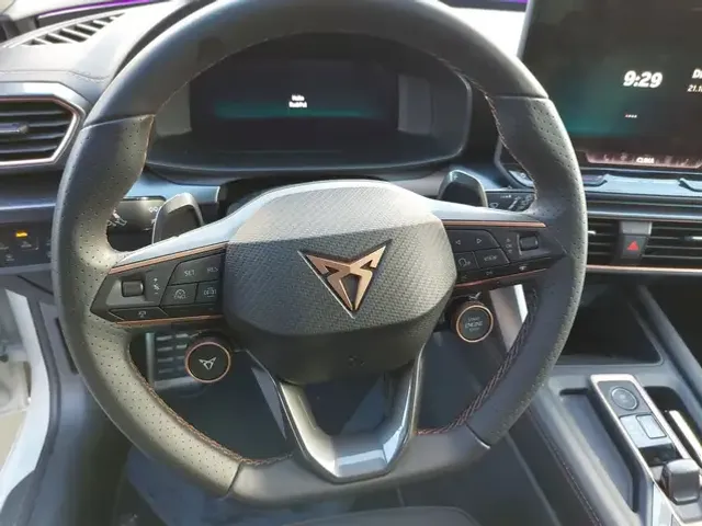 CUPRA Leon