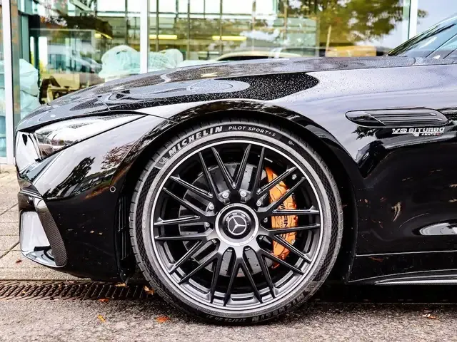 Mercedes-Benz SL 63 AMG