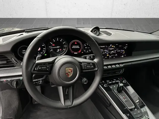 Porsche 992