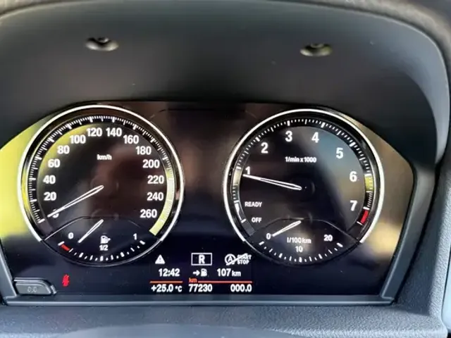 BMW 218