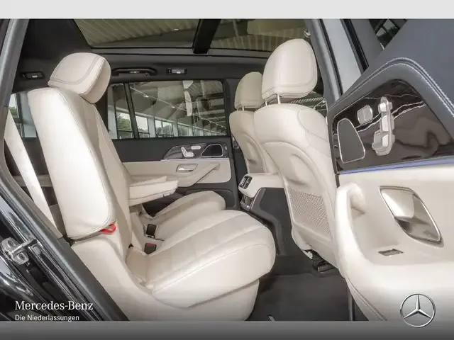 Mercedes-Benz GLS 400