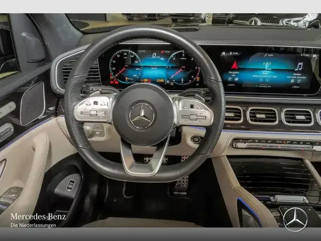 Mercedes-Benz GLS 400