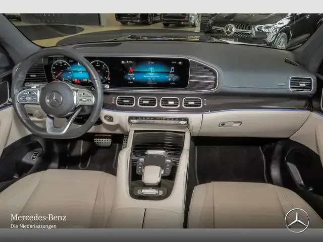 Mercedes-Benz GLS 400