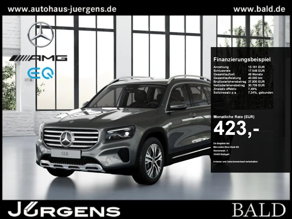 Mercedes-Benz GLB 220