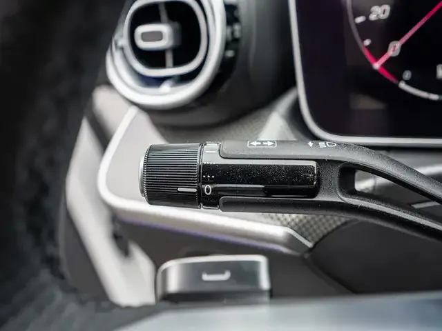 Mercedes-Benz CLE 300