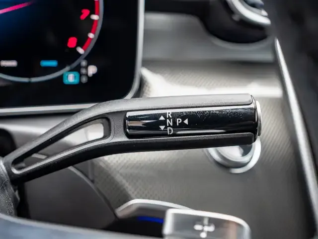 Mercedes-Benz CLE 300