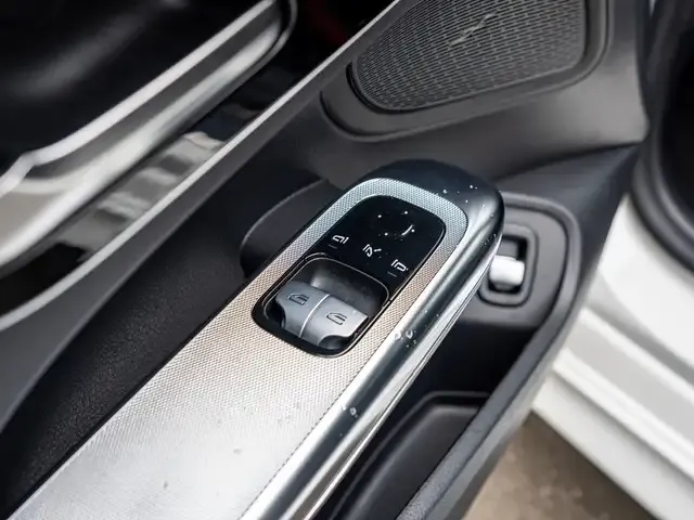 Mercedes-Benz CLE 300