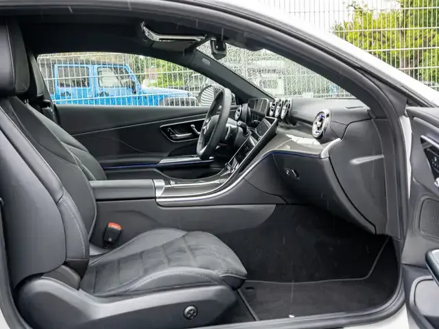 Mercedes-Benz CLE 300