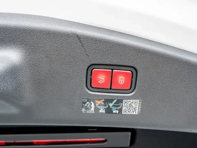 Mercedes-Benz CLE 300