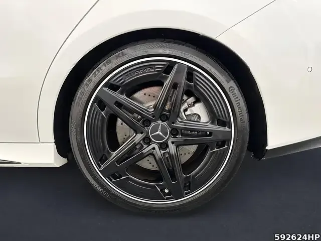 Mercedes-Benz CLA 35 AMG