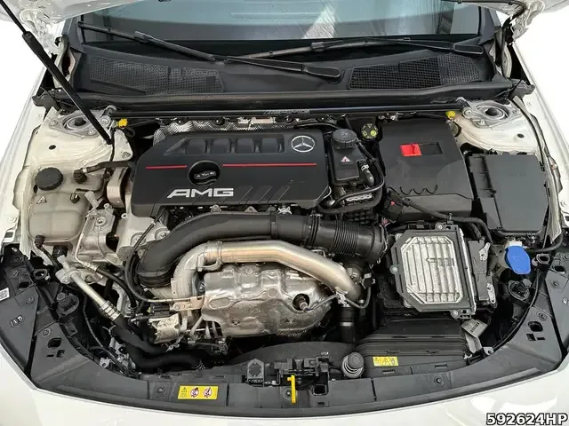 Mercedes-Benz CLA 35 AMG