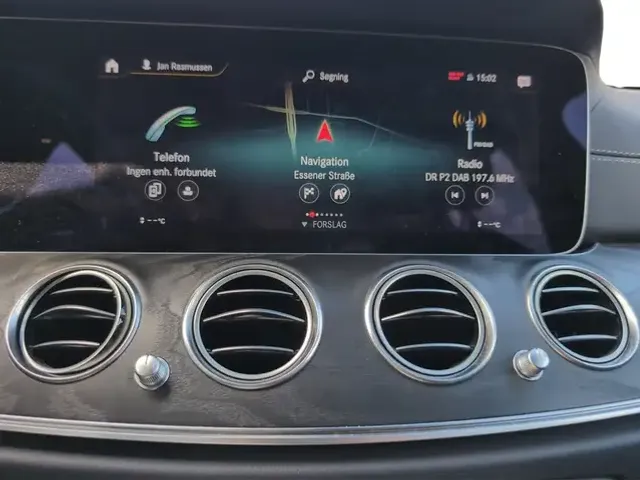 Mercedes-Benz E 220