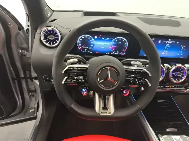 Mercedes-Benz GLA 45 AMG