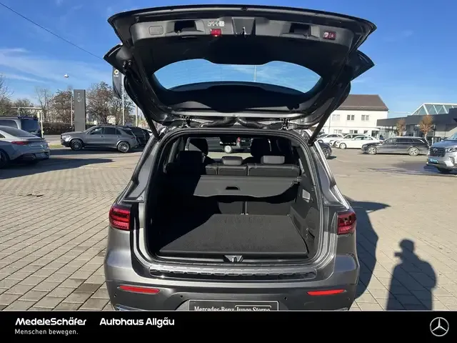 Mercedes-Benz EQB 350