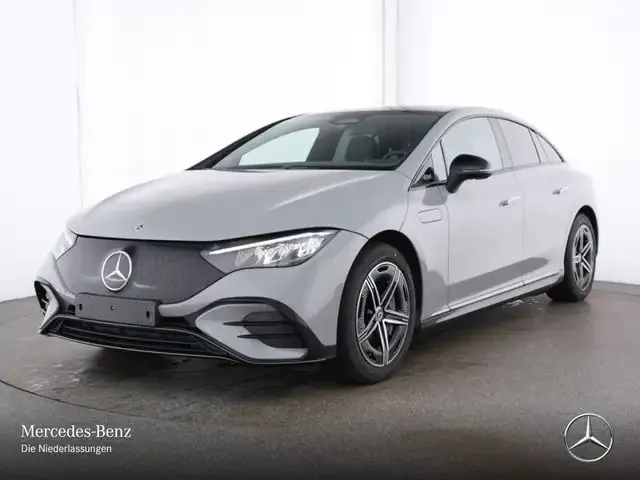 Mercedes-Benz EQE 300