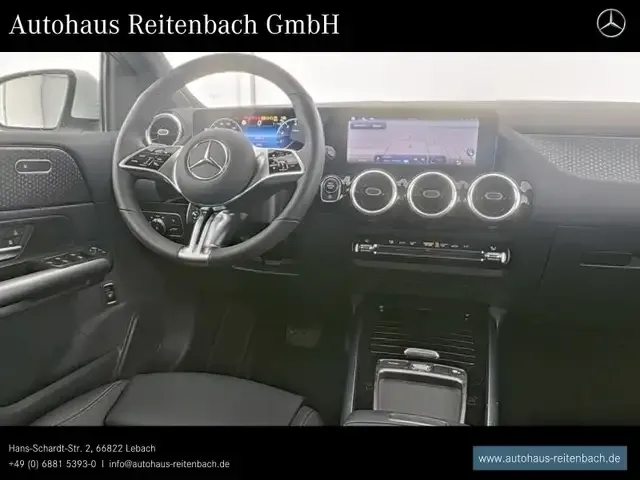 Mercedes-Benz B 180