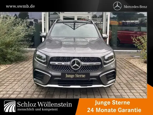 Mercedes-Benz GLB 200