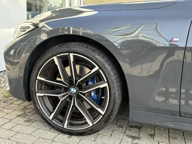 BMW 440