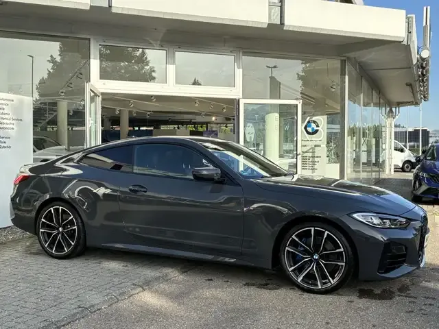 BMW 440