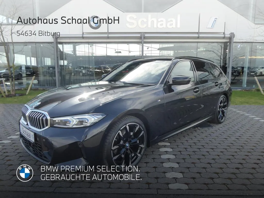 BMW 320