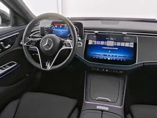 Mercedes-Benz E 220