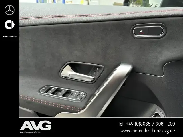 Mercedes-Benz CLA 220