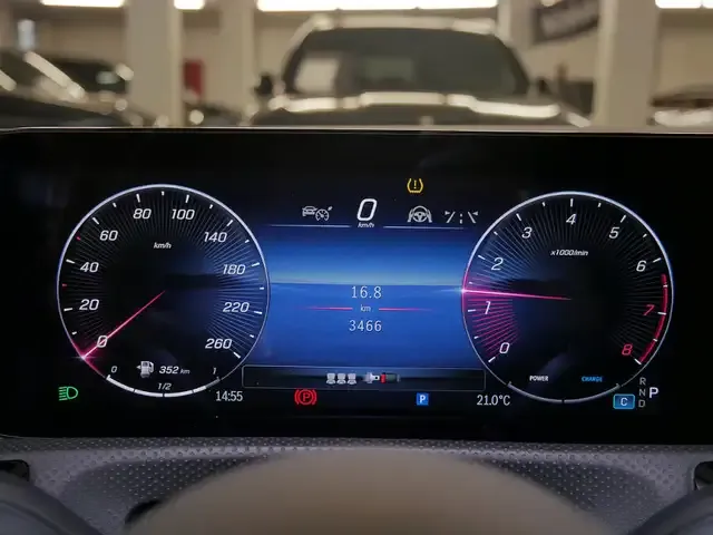 Mercedes-Benz CLA 200